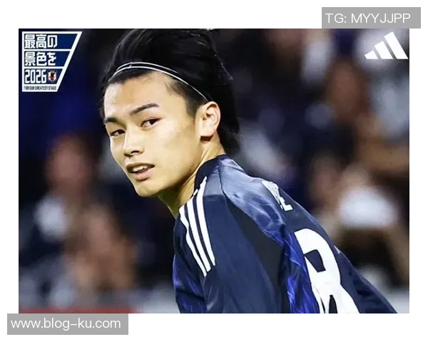 日本前锋上田绮世半场戴帽费耶诺德21世纪新纪录诞生